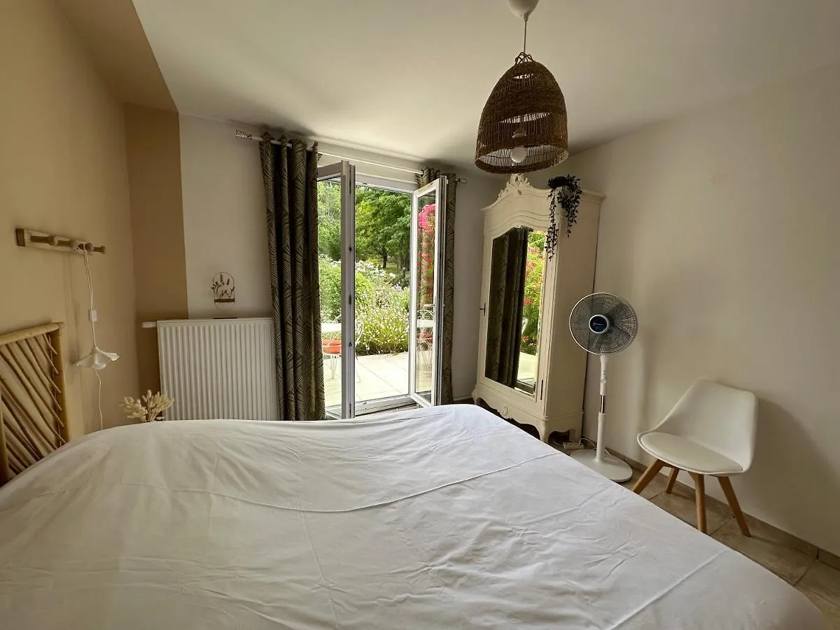 Maison Francoise Bed & Breakfast Aix-en-Provence 0*,